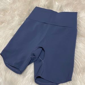 Seamless biker shorts